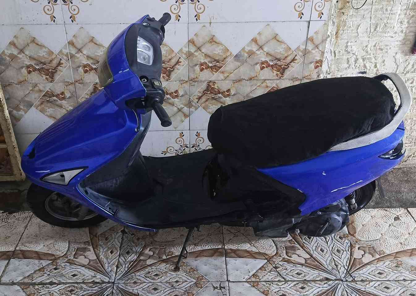 دراجه فراشه شغاله دكة هندر مكينه ناعمه يرادلها ترتيب بسيط سعر 250 وبيها مجال مكان بصره حيانيه ***********
