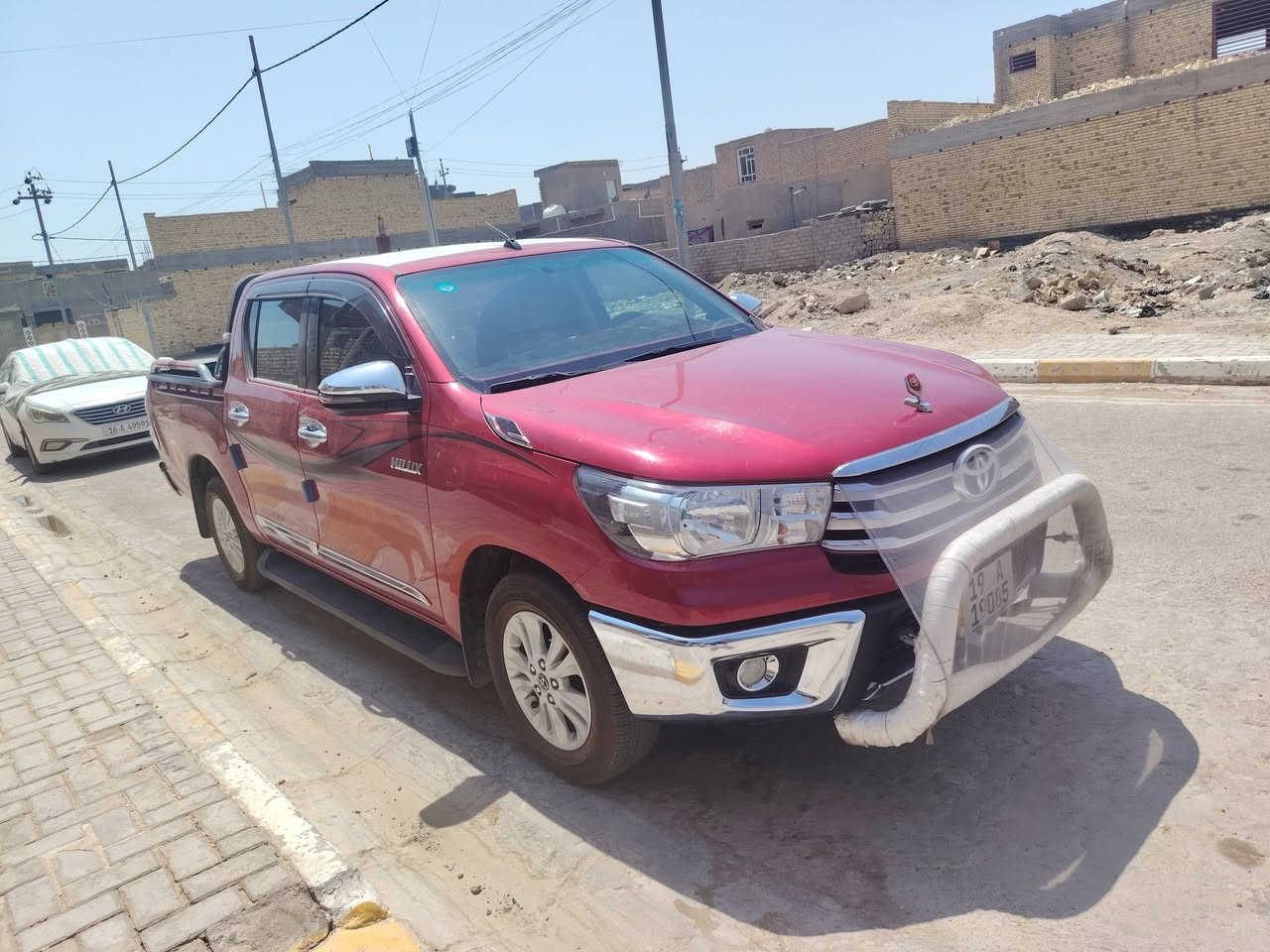 السلام عليكم
سياره لبيع هايلوكس ساز فول مواصفات
موديل 2019 ماشيه 130 الف رقمها بابل 
 كفاله عامه حته من الشخط كير اوتماتيك
السعر 240 مكان محافظه الديوانيه قضاء البدير
سياره حلوه ونضيفه احلا من الصور
للاستفسار اتصال على الرقم ***********
