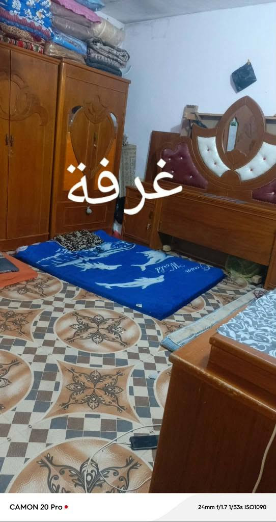بيت  للبيع 100متر بالطول رقم  بدون معاملة  المكان بحي الشهداء السايدين كل الخدمات موجوده السعر 35 وبي مجال  الاتصال عل الرقم *********** عمارة, ميسان

نص مكتوب في الصور:
- استقبال CAMON 20 Pro 24mm f/1.7 1/25s ISO856
- غرفة
- صالة
- CAMON 20 Pro
- 24mm f/1.7 1/33s ISO1154
- مطبخ
- مدخل البيت