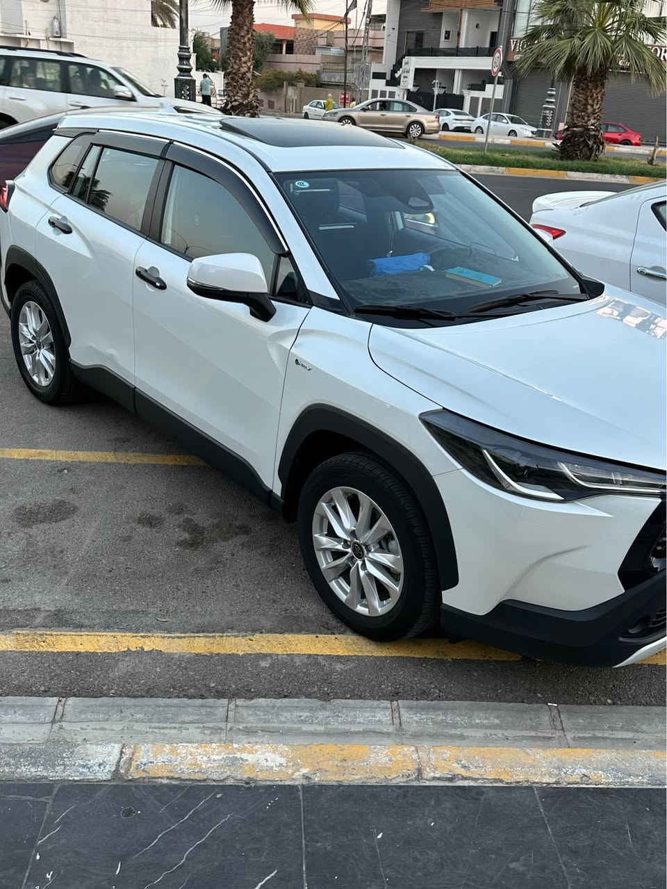 كورلا كروز 2025 ماشيه 26 سياره جديده كلش وجاهزه فول كماليات عازل حراره بجم مغلف كامل مع سلايد مغلف ضد الكسر 
سياره جاهزه من كلشي وجديده  للاستفسار *********** كركوك, العراق
