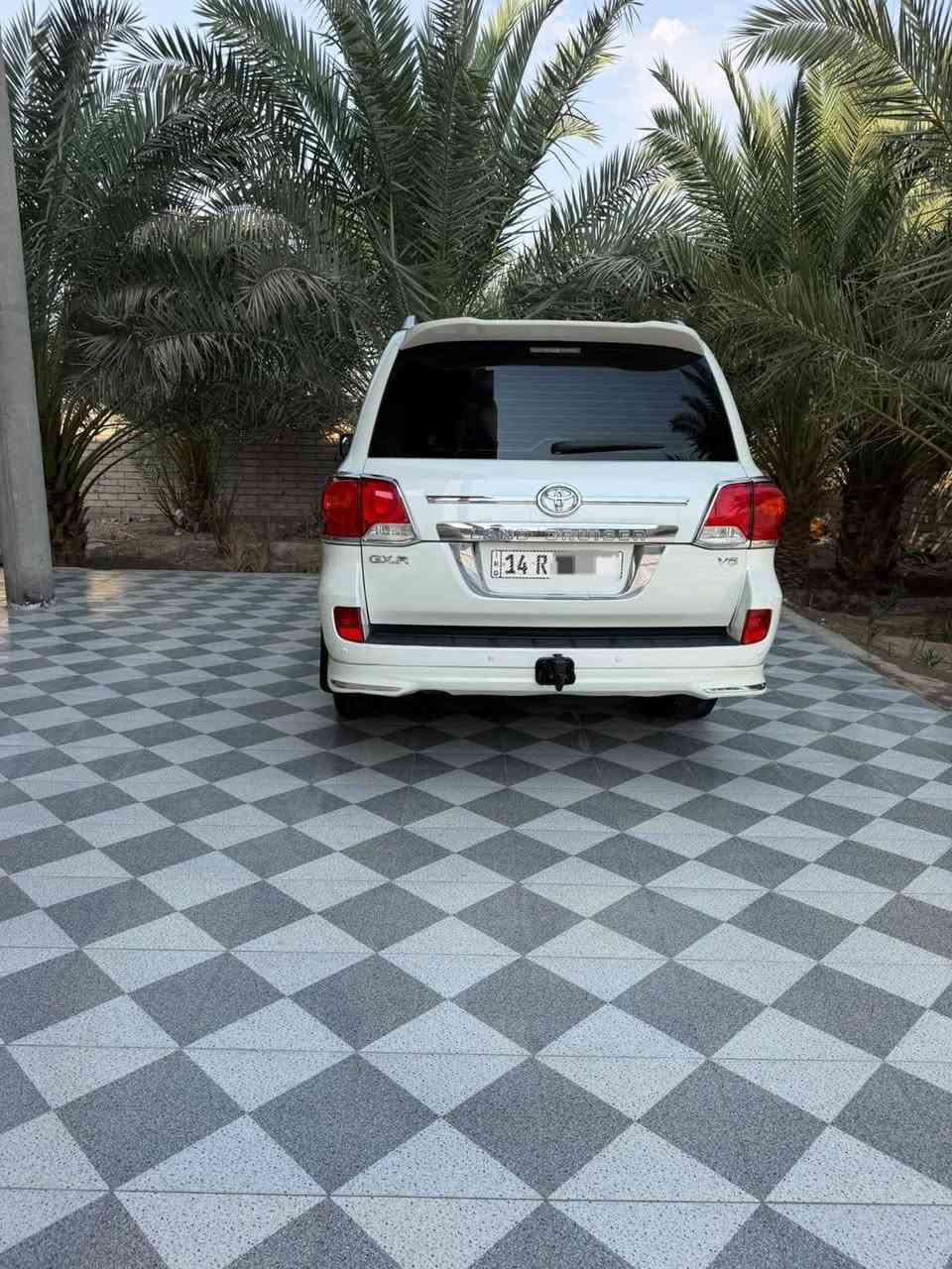 لاندكروز GXR • ٢٠١٤ • رقم بصره
