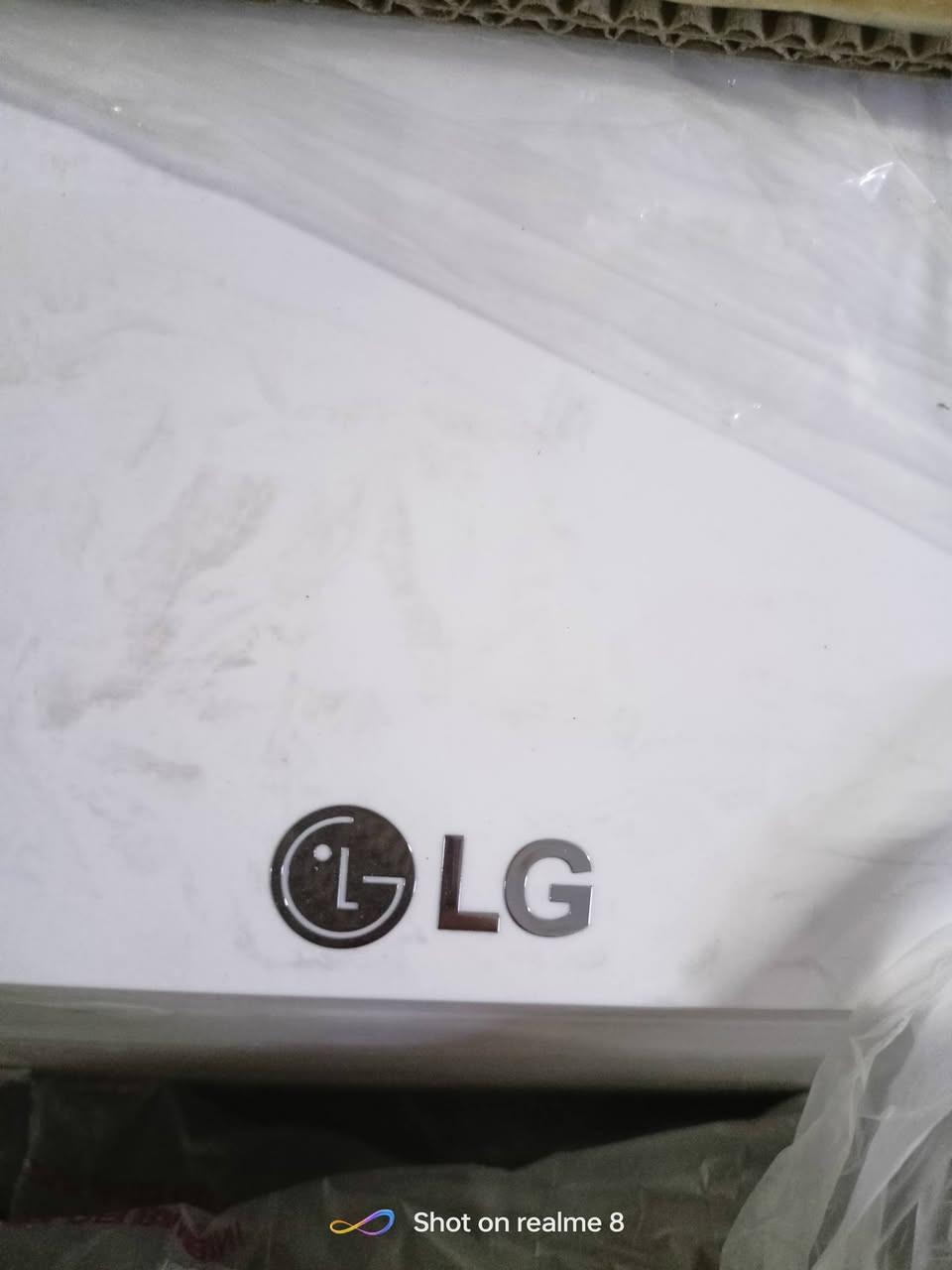 سبلت 2 طن LG جديد عادي 
السعر 575 
***********
