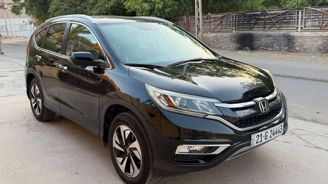 السلام عليكم 
للبيع هوندا CRV 2016 
كلين بدون حادث ولا صبغ 
مواصفات تورنك 
فتحة بصمة رادار كامرة جانبية 
دبل شاشة تحكم ستيرن
كشنات جلد تحكم كهرباء 
صندوق كهرباء 
محرك 2400 
كير محرك صدر تبريد جاهزة 100‎%‎ الحمد الله بدون نقص 
ماشية 169 الف كيلو  
بيها بارد هلال جاملغ خلفي فقط 
رقم سليمانية بسمنا تحويل مباشر 
السعر 142$ ورقة وبيها مجال انشاء الله 
*********** بغداد, العراق
