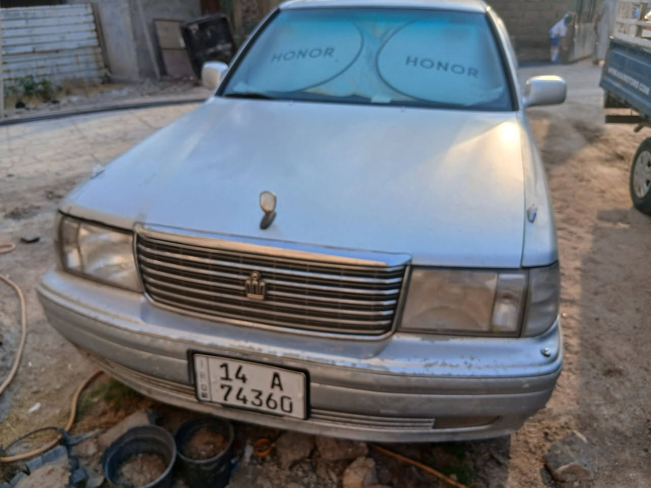 راس الثور تكم فول مواصفات5دكم مديل 2001مكفوله من ضربه وكصه كفاله بيها رشات صبغ سياره بسمي كشنات كهربائي تبريد شغال حداديتها حلو ب١٢٠ وبيها مجال بصره ***********
