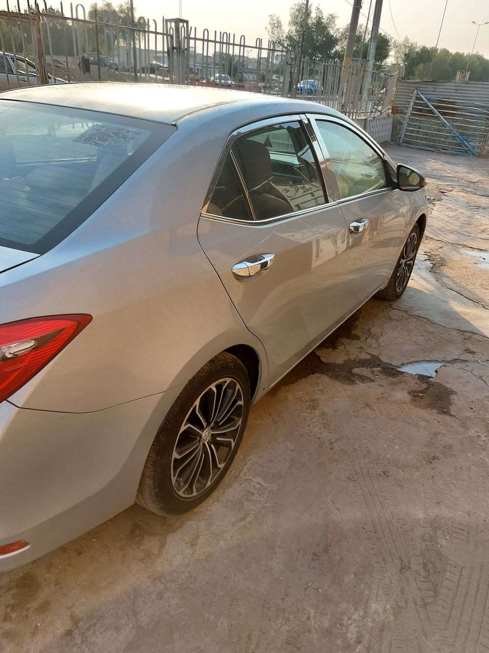 مساء الخير كورلا خليجي موديل ١٥ رقم اربيل باسمي سنوية هزة وفحص كامل بية خمس قطع بارد لون سلفر السعر ١٢٢ ورقة للإستفسار الاتصال على الرقم ***********
