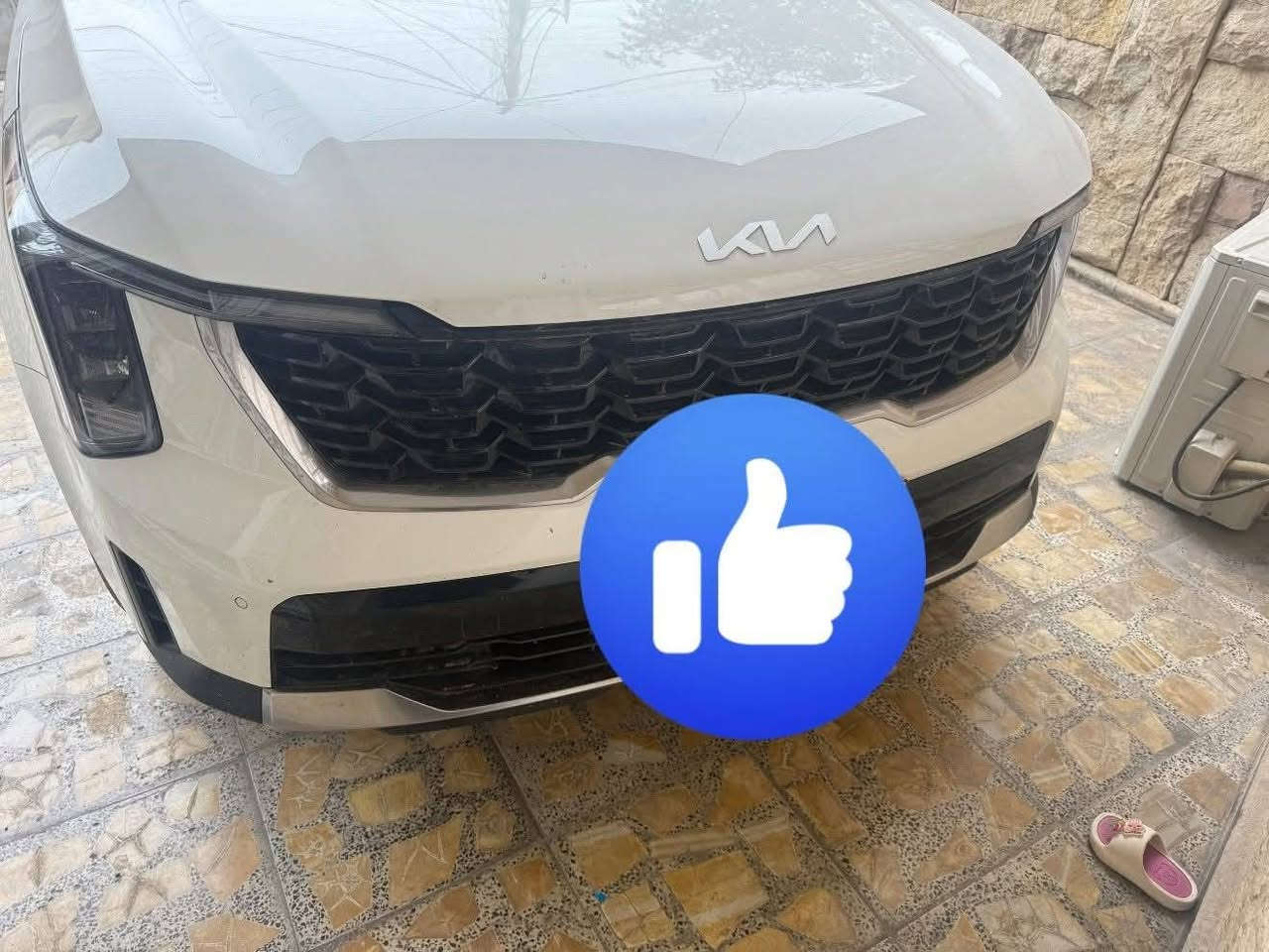 كيا سورنتو موديل 2025
كيا سورنتو موديل 2025 ماشيه 18 الف مابيها قطرة صبغ
مواصفات السيارة بانوراما ٦ سلندر كير ماوس ساید بريك دكمه شاحن موبايل كراسي كهرباء جنطه كهرباء سبعة راكب شاشة متصلة  داتاشو دبل كاميرا بصمتين و تشغيل عن بعد انارة داخليه متغیره ويل ۲۰ بردات خلفيه ٣ قطع تبريد بعد بيها هوايه مواصفات 
السيارة رقم بغداد السعر۳١٢  وحاليا بالنجف الأشرف للتفاصيل اتصل على ***********
