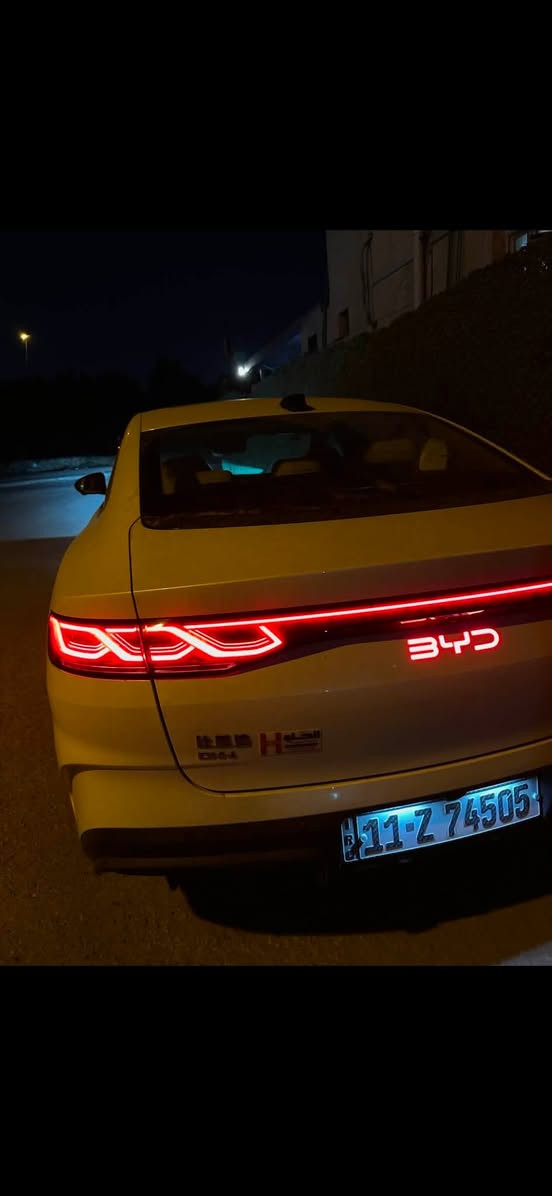 �✨ للبيع BYD QIN L – كوين L موديل 2025 ✨🚘
⭐️⭐️⭐️⭐️⭐️

🔹 الموديل: 2025
🔹 اللون: أبيض 🤍
🔹 النظام: DM-i  بلكن هايبرد (بنزين + كهرباء) ⚡️⛽️
🔹 اقتصادية جداً باستهلاك الوقود
🔹 قيادة هادئة ومريحة
🔹 شاشة وسطية كبيرة
🔹 عدادات وشاشة رقمية للسائق
🔹 مقود مالتي فنكشن
🔹 أنظمة مساعدة وقيادة ذكية
🔹 حساسات للركن
🔹 كاميرات ومزايا أمان متعددة
🔹 تكييف إلكتروني ❄️
🔹 تشغيل ودخول ذكي 🔑
🔹 إنارة LED أمامية وخلفية
🔹 إضاءة خلفية كاملة بتصميم مميز 🔥
🔹 صالون واسع ومريح
🔹 سيارة عائلية، اقتصادية وفخمة بالاستخدام اليومي
ملاحظة :- السيارة بيهة شخوط بسيطة  تكحيل وبولش 

💎 السيارة نظيفة ومحافظة، والصور تتكلم عن حالتها.

💰 السعر: 26,000,000 دينار عراقي — وبي مجال للجاد

📍 بغداد
📞 رقم الهاتف:***********

⭐️ المعاينة خير برهان، والجاد يتفضل
