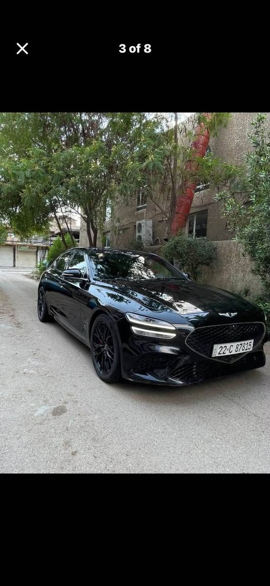 السلام عليكم 
‏بيع مستعجل أرخص جنسيز بالسوق

للبيع  او مراوسGenesis G70 سبورت برستيج 
— محرك 3.3T  
حادث جاملغ وبنيد صور الحادث و السونار خاص 
رقم اربيل تحويل او  وكالة 
🔹 الموديل: 2022 
🔹 الفئة: Sport Prestige (أعلى فئة)
🔹 المحرك: 3.3L V6 Twin Turbo
🔹 القوة: حوالي 370 حصان 🔥
🔹 الگير: أوتوماتيك 8 سرعات
🔹 نظام الدفع: (خلفي المرغوب 2wd)
🔹 الممشى: 52,000 ميل 
🔥 المواصفات الكاملة:
⚙️ الأداء:
وضعيات قيادة متعددة (Sport / Comfort / Eco/sport+)
شفتات ستيرن (Paddle Shifters)
نظام تعليق رياضي مريح وثابت
نظام اكزوز رياضي صوت متغير عند تبديل وضعيات القياده
🛋️ الداخلية والفخامة:
مقاعد جلد مميزه بالون الاحمر +متغيرة عند تبديل وضعيات القياده
تبريد وتدفئة للمقاعد الأمامية
ذاكرة مقاعد + تحكم كهربائي كامل المقاعد الامامية
ستيرن كهرباء+خزن وضعية +تدفئه ستيرن +نظام الاهتزاز عند التحذير
داخل كاربون وجلد فخم جدا مع احزمة حمراء رياضية مميزه
سقف وتكم كنتارة بالكامل 
إضاءة داخلية (Ambient Lighting)
📺 التكنولوجيا:
شاشة معلومات وترفيه كبيرة
نظام صوت فاخر (Lexicon) 🔊
Apple CarPlay + Android Auto
شحن لاسلكي للموبايل
دشبول شاشة + كامرة عند الانعطاف
🚗 الأمان والمساعدة:
رادار أمامي+قيادة الية + مثبت سرعة ذكي
نظام الحفاظ على المسار
تحذير النقطة العمياء
فرملة طوارئ أوتوماتيكية
كاميرات 360 درجة
حساسات أمامية وخلفية 
🌟 إضافات:
فتحة سقف بانوراما 
تشغيل بصمة + دخول ذكي
تشغيل عن بعد 
مرايا كهربائية قابلة للطي
جنوط رياضية قياس كبير
السيارة جاهزه بدون اي نقص او مسج

السعر 189 وبيها مجال بسيط جدا 

للاستفسار:- مكان السياره بغداد الصليخ *********** بغداد, العراق

نص مكتوب في الصور:
- 3 of 8