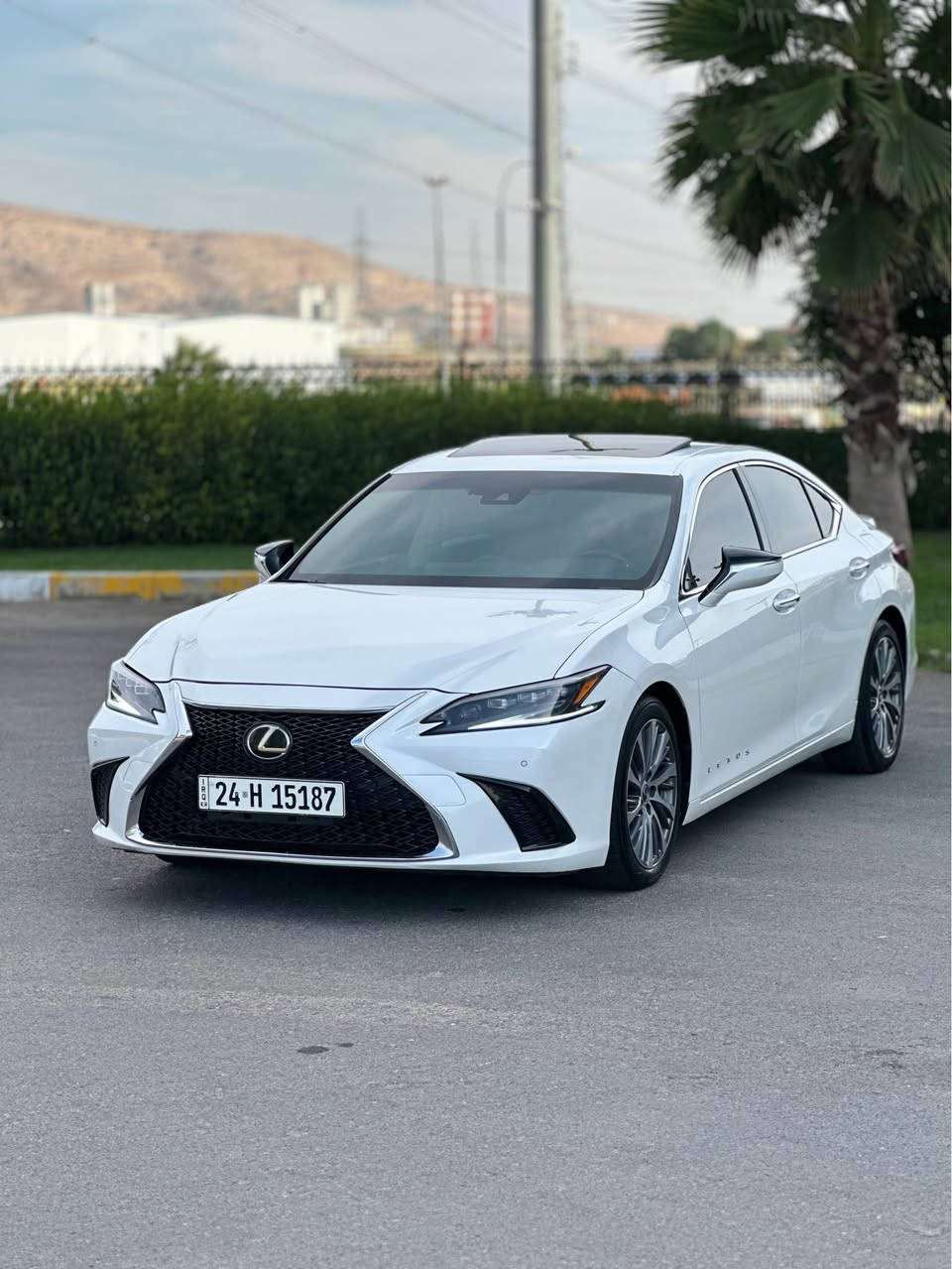 لكزس ES250 • ٢٠٢١ • دهوك
