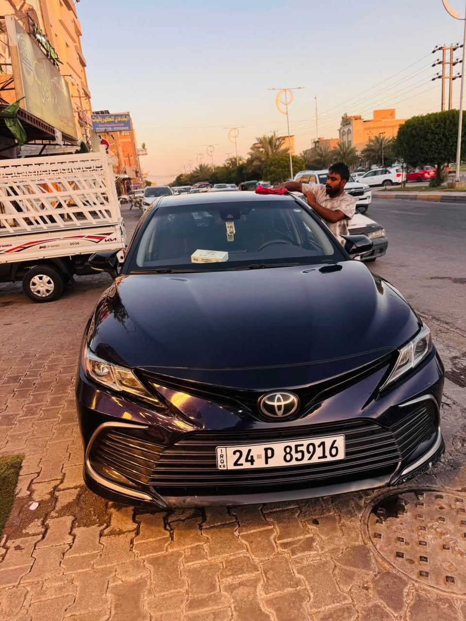 سلام عليكم
كامري 2022بانزين
رقم شمالي بأسمي تريد وكاله تريد تحويل
مكينه 2500
ماشيه 50 ميل 
السياره بيها 3 قطع تبديل شركه بدون صبغ
بدون دواخل 
السعر 158 وبيها مجال حك الجيه
مكان السياره كربلاء الحسينيه
***********
