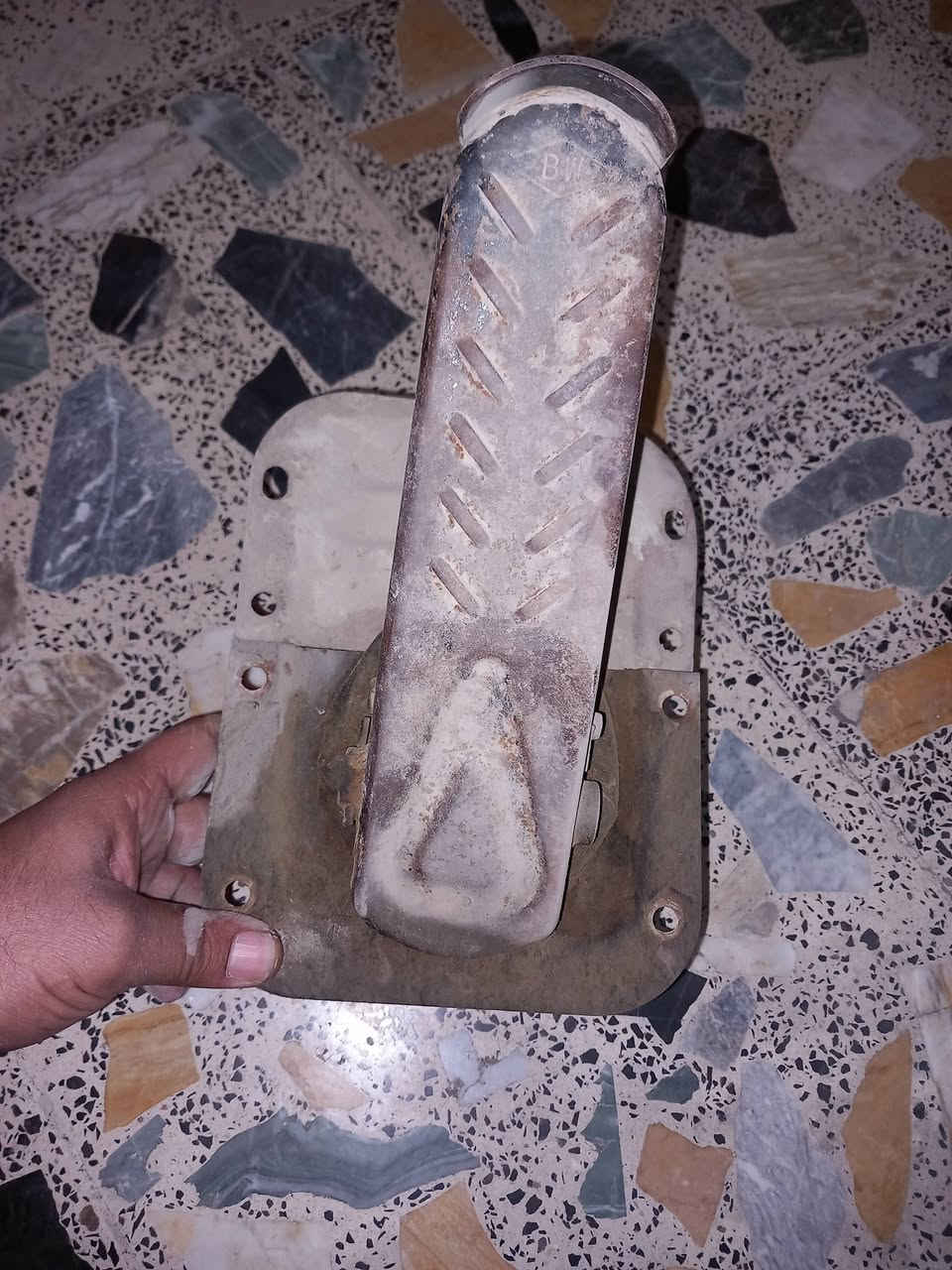 قطع غيار • سياره 111 • فلكه حي النصر