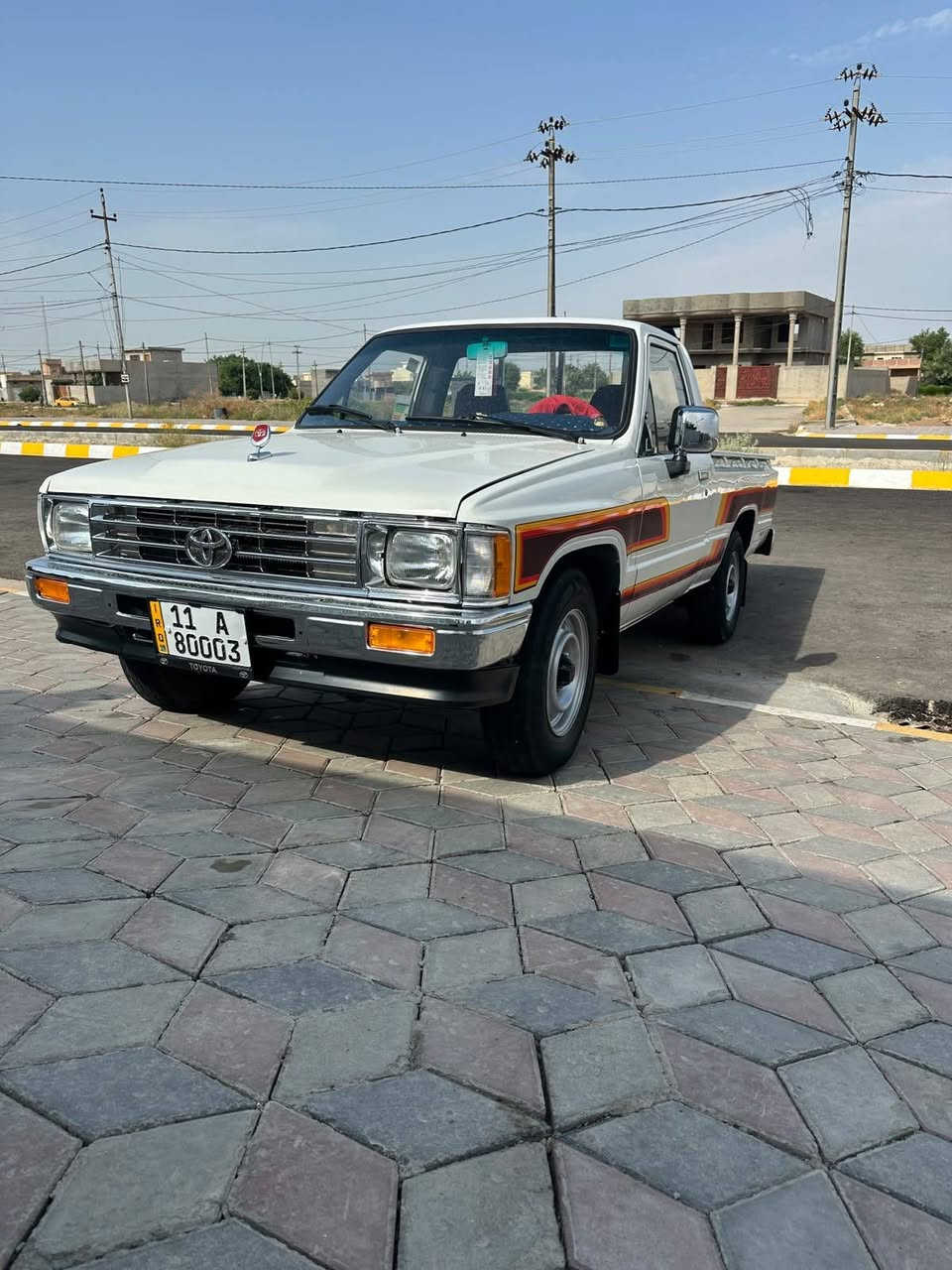 بيكم 1988
رقم بغداد بأسمي
سنوية 31
هزه جديده
مكينه كروسيده مكفول
كير شاصي اكسل مكفول
سياره بلادية مصبوغه عام للجمالية
دشمة جديدة
باتري جديد
مكانها ديالى السعدية 
السعر 47 وبيهه مجال
***********
