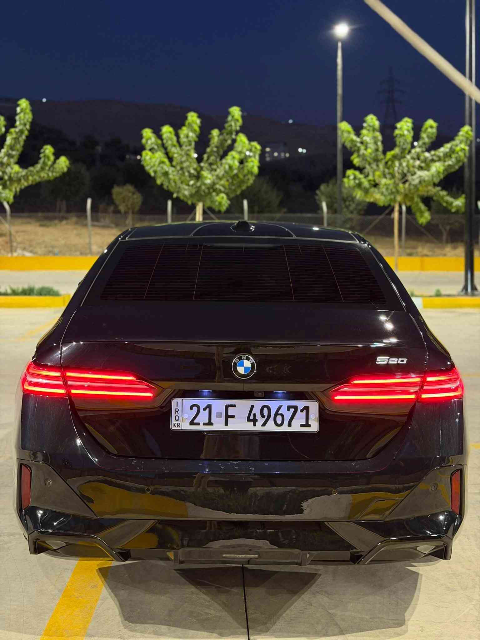 ﷽
BMW M KET سلام عليكم 
سعر :مناسب جدا🔥
موديل: 2024 🪬
وارد: خليجي ✅
دواخل :لدات كرستال💎
نضافة : سياره 100% 
السعر : 425💰
لوگژري:الفخافه🔱
مواصفات سياره فول اندفجول
دواخل احمر لون راقي
بانوراما
٥ بردات
7 مود تغير شاشات
شاشات ديجتل
لدات متنوع الخلفيات
اوتو بارك 
تحكم من الموبايل بلكامل
تحكم عبر التكلم بلكامل 
تنوع القياده ٦ مراحل
حساسات ٣٦٠ درجه
شاشه عربيه بلكامل
شاشة تبريد مركزي خلفي
صندوق كهرباء
رادارات امامي خلفي جوانب
كسنان مساج وخزن وكهرباء
ترحيبbmw
بيها شبر جاملغ خلفي صبغ بدون دواخل
 محرك بشرط ارقام سنويه جديده ب اسمي راسن احولك مكان السياره السليمانيه  ***********
