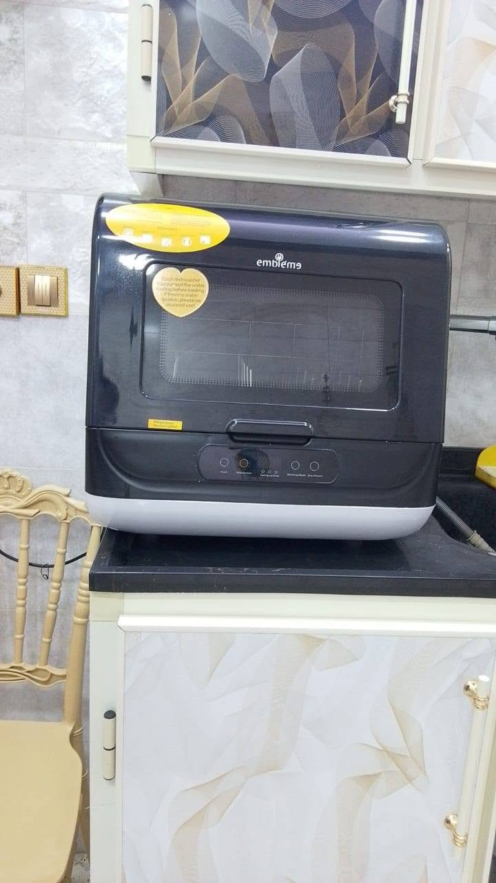 سلام عليكم غراض منزليه لبيع لاستفسار واتساب***********
