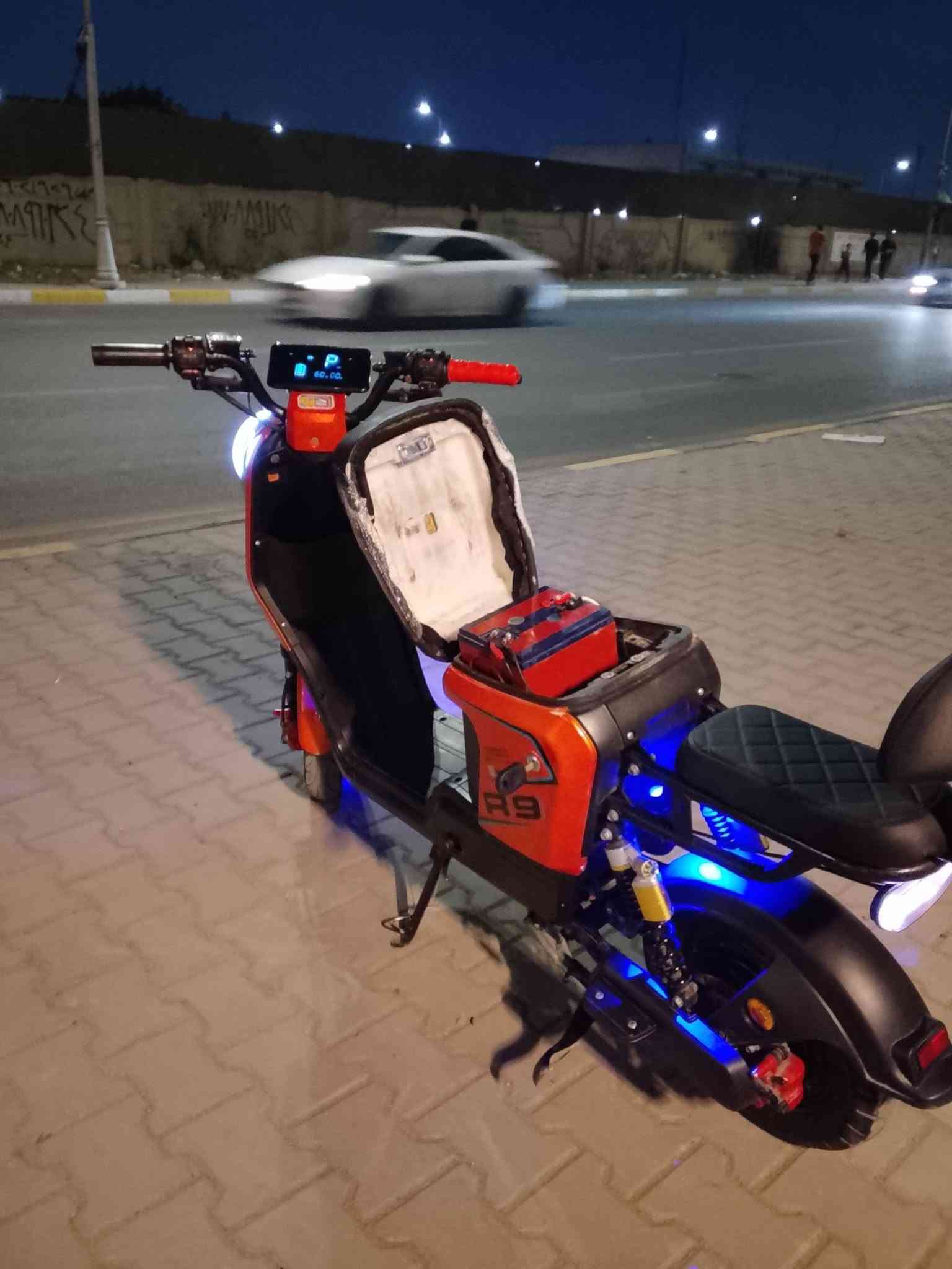 شحن • R9 • ٥ بطاريات