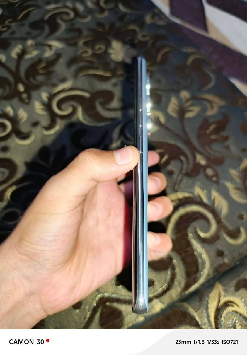 للبيع تكنوا كامون 40برو 5g نظيف استخدام قليل عشوائية 16والذاكرة 256G
كوفه 

***********

275 وبي مجال قليل

نص مكتوب في الصور:
- CAMON 30
- 23mm f/1.8 1/50s ISO196
- 23mm f/1.8 1/33s ISO721
- CAMON 30 • 23mm f/1.8 1/33s ISO730