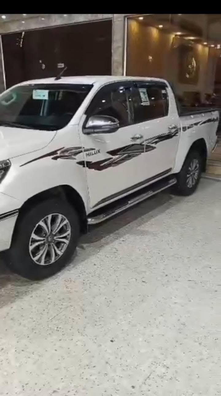 السلام عليكم  للبع سياره فورويل موديل 2018/رقم بغداد السياره مكفوله سعر 255وبيها مجال مكان السياره لانبار الكرمه ستفسار /***********
