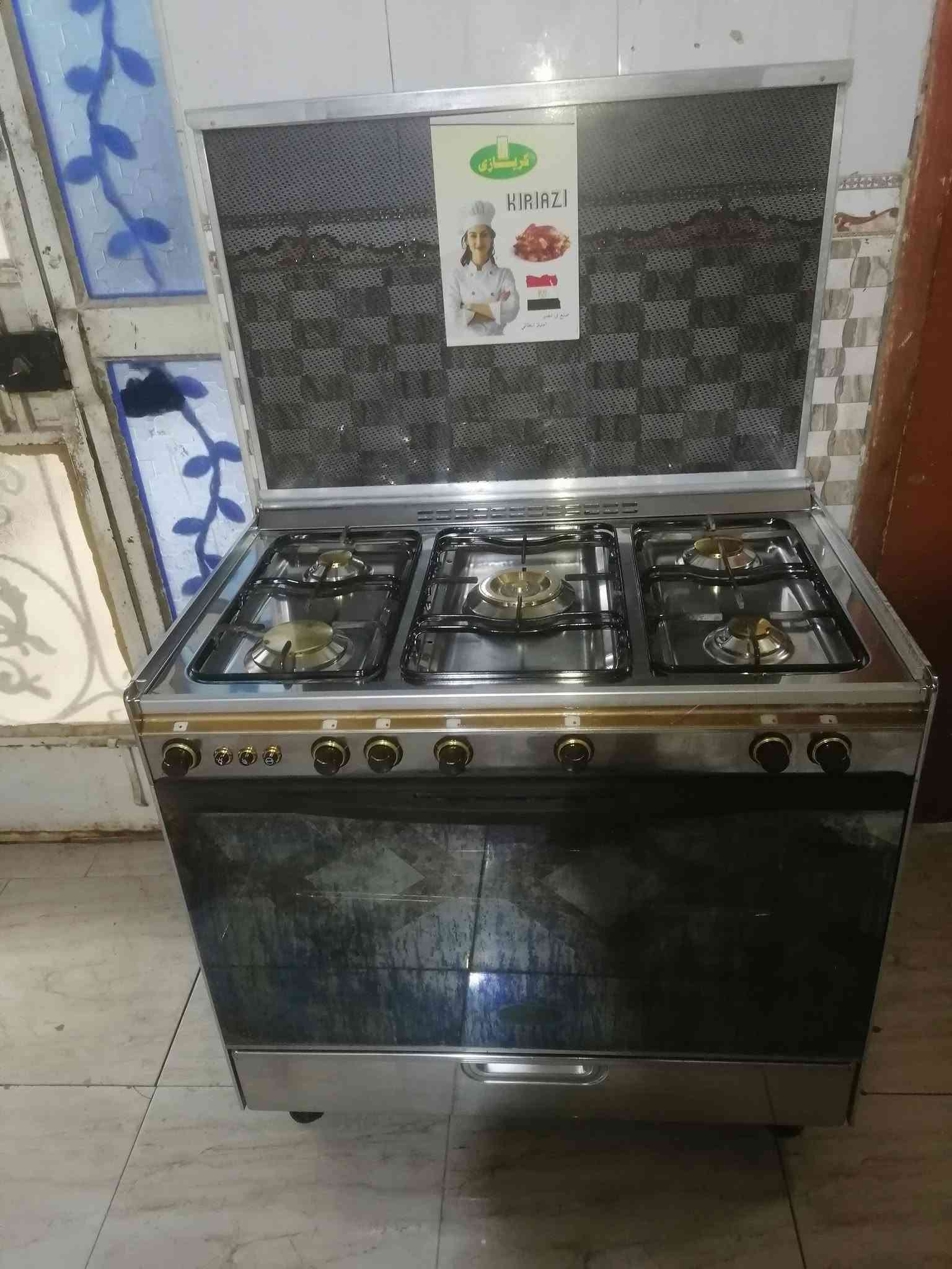 طباخ كريازي مصري ٥ مشاعل باب اول استيل اصلي ثقيل نضيف كلش اوشغال على فحص للبيع
