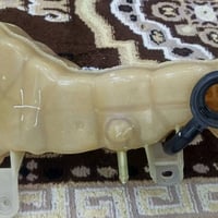 دبه مال جارجر اصليه مابيه لا شك وآله زرف سعره50الف بيه مجال مكاني بغدا...
