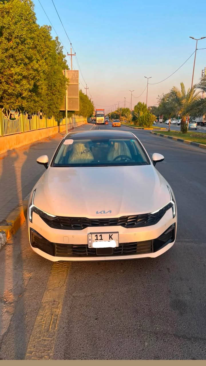 للبيع
KIA K5 2025 خليجي كفاله عامه
فول مواصفات
بانورما
بصمة ابواب 
بصمة تشغيل
تشغيل عن بعد
اشاير بلمري
كشنات جلد
كشنات كهرباء
3وضعيات قياده
حساسات اماميه خلفيه
شاشة كبيره
اوتو هولد
كاربلي
وباقي مواصفات معروفه 
رقم بغداد الجديد
مكاني بغداد حي جهاد
***********
