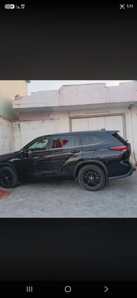 هايلاندر للبيع موديل 2023 منفيس حره تترقم جميع المحافظات  عده القليم م...