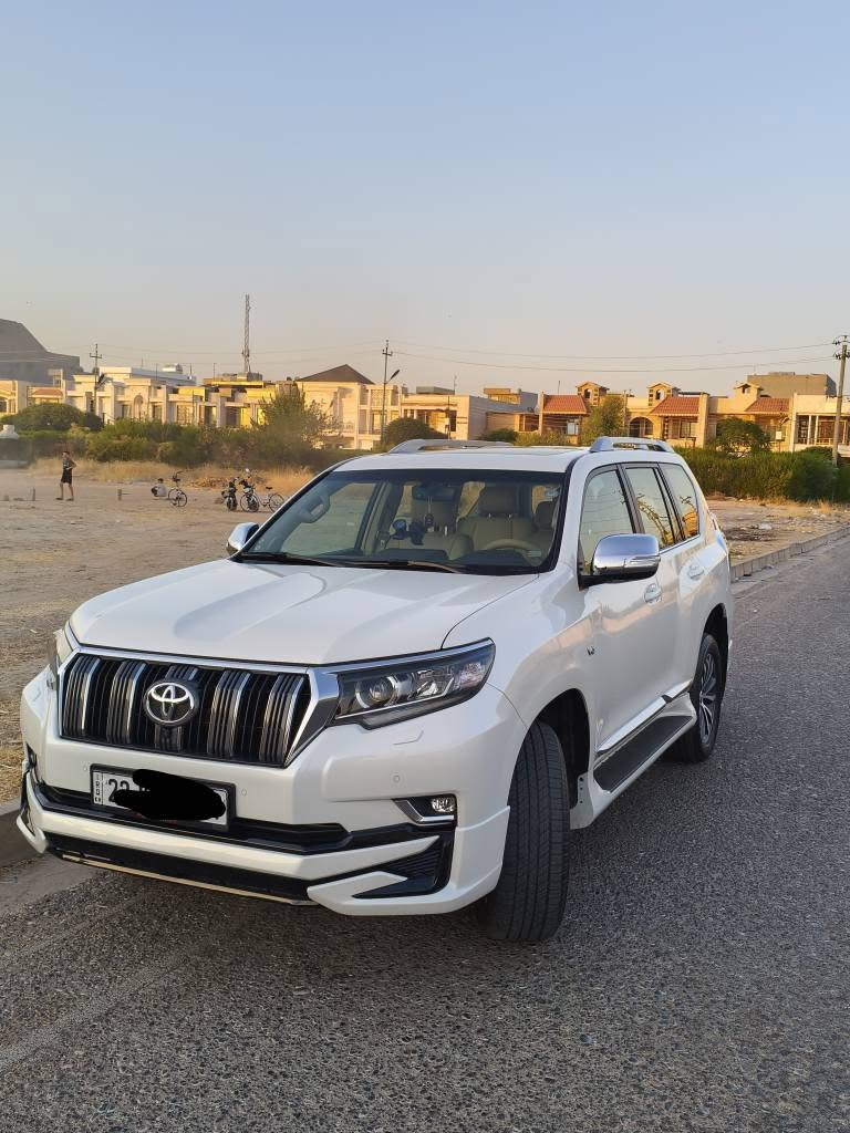پڕادۆ ٢٠٢٣ 
Vx ( دەرەجە 1 ( باب أول 
زيرو من شركة جيهان  
سفڕی شەریکە جیهانە 
 ماوەی ڕۆشتن (عدد مسافة)  35000Km
مكفول كفالة عامة بدون صبغ٫   يوجد بَرَد خفيف على سقف السيارة 
هیچی نییە دەعامیش بە شەرت  تەنها 8 تەزرەی خەفیفی هەیە 
V6 
 سعر : $572 مەجالێکی کەمی تیایە ( وبيه مجال قليل  ) 
رقم تلفون : *********** أربيل, العراق
