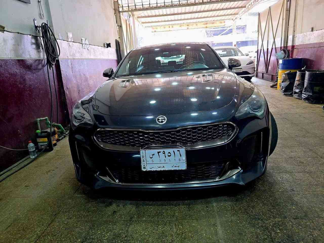 كيا ستينكر 2021 GT LINE
محرك 2000 تيربو
كير 8 نمر
ماشية 63 الف

مواصفات:
بانوراما
شاشة كبيرة
بصمة
مري قلابة
اشاير بلمري
مرايا الدخليه تعتيم
داخل جلد احمر بلادي
شاحن وايرلس
شفتات استيرن
تدفئة كشنات
5 وضعيات قيادة
سستم صوت هارمن كاردن 15 سماعة 
داخل مطعم بيانو بلاك
لد امامي خلفي
لايت LED
ويل 18 تخم تاير جديد
باتري جديد

السيارة مكينة كير اكسل تبريد مكفولة كفالة عامة وين متريد تفحص افحص

السياره معوقين وباقيلها سنتين

الحادث:
حادث السيارة مخدرات موضح بلصور صبغ باب وجاملغ خلفي فقط بدون ايرباك

مكان السيارة بغداد حي الجهاد
السعر 175 وبيها مجال
*********** واتس
