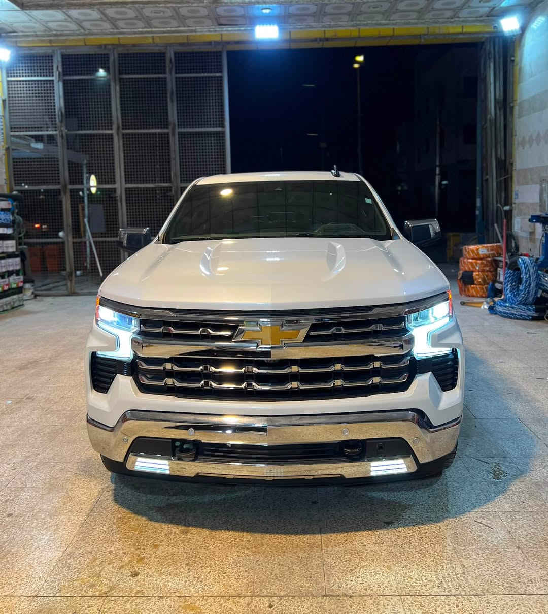 سيلفرادو LTZ • V8 5.3 • ماشية ٧٨ ألف