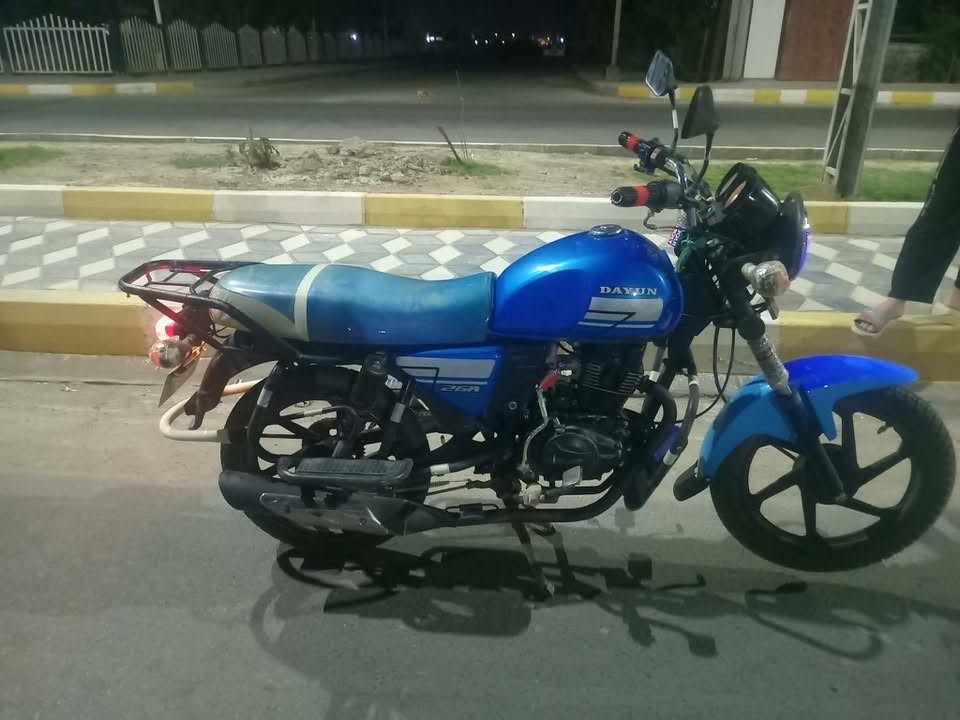 سلام عليكم دايون اوراق صولي مديل 20دراجه حلوه ونضيفه سعر  1250 مكينه مكفوله رقم ***********
