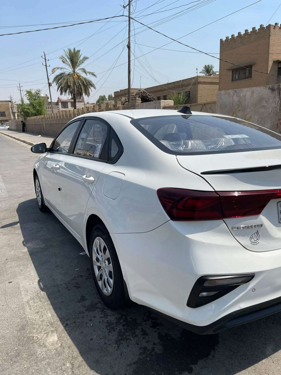 سلام عليكم سيراتو موديل 21 خليجي شركه العامه الدوليه مكفوله كفاله عامه بيه بارد بصيط كلش وما بين كير محرك كفاله تخم تاير جديد صدره جديد سياره جهزه وجديده بمعنه الكلمه رقم بغداد بسمي سبير ما نازل سياره بل باكيت مكاني بغداد الدوره عارضه 145 وبيه مجال رقمي ***********
