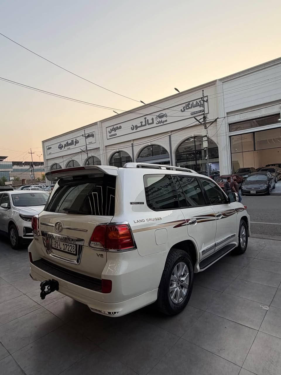 وةنةوشة   ٢٠٠٩   ٦ پستن بي سوغ بي مةكينة كراوة بةشةرت بي لةزگة سوتان تنها ٣ جي بجوك pdr هةية 
گيرو ئةكسل مةيكينة بةشةرت  سعر ٢٥٧ كةميك مةجال  *********** أربيل, العراق

