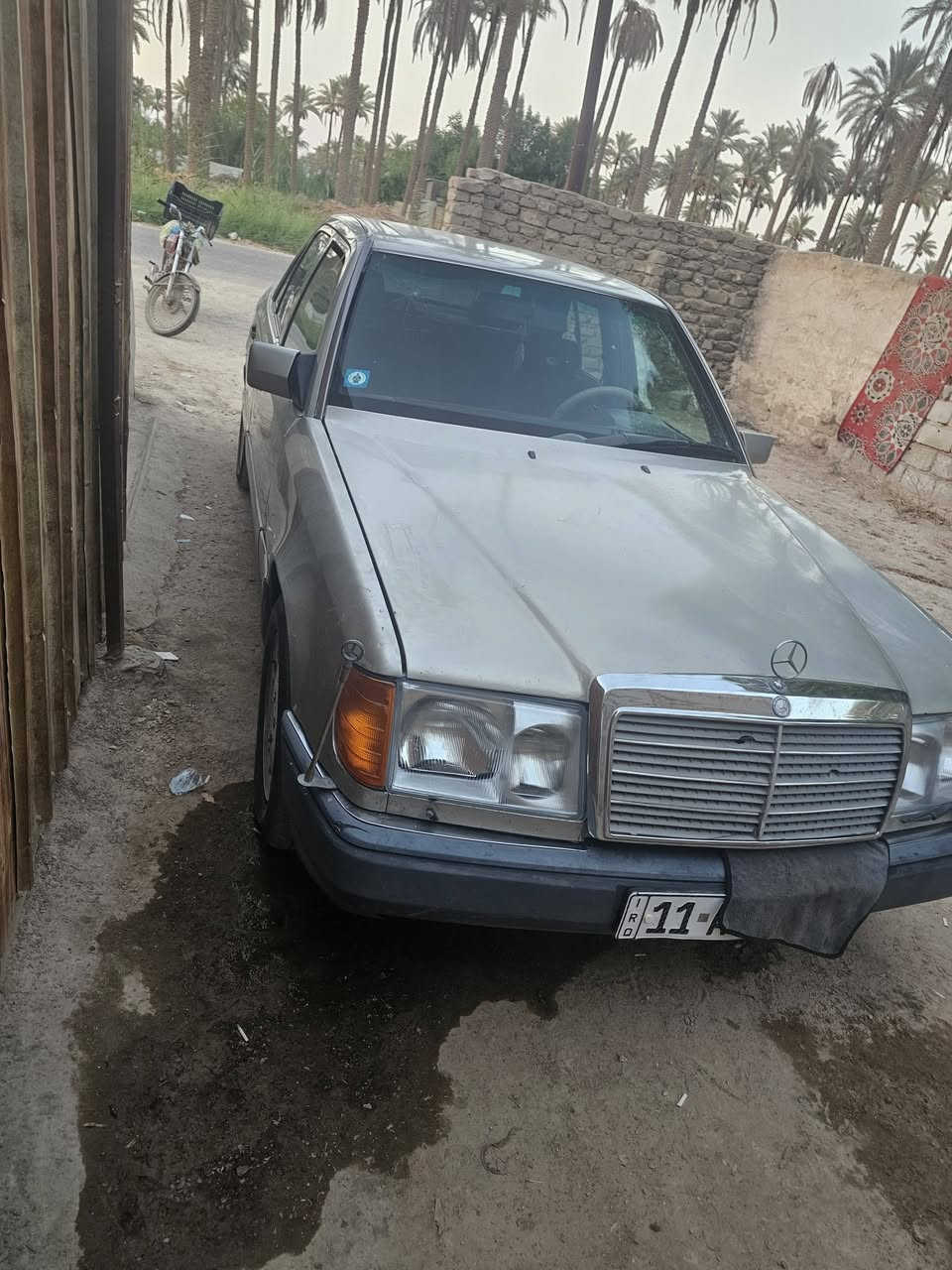 سلام عليكم مرسيدس دب موديل 91 سياره مكفوله رقم بغداد نكليزي بسمي  سياره تخم تاير حداديه كير مكينه كله مكفول لسعر 45 وبيه مجال المكان دوانيه  شاميه ***********

