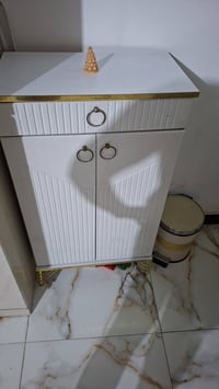 غرفه تركيه جديده معنه الكلمه ٦ قطع شخط مابيها الغرفه البيع  مكان بغداد...