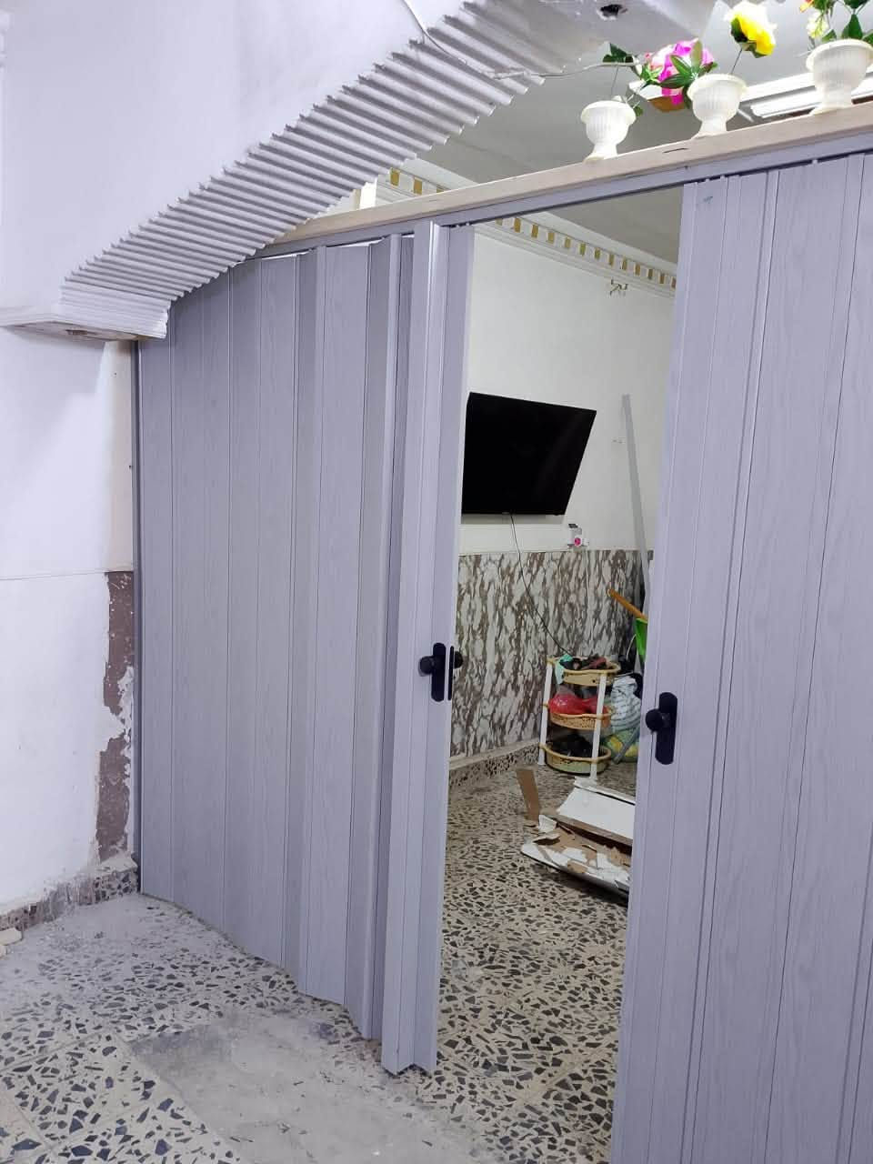 السلام عليكم
🏡 عقار للبيع

* المساحة: 90 م²
* الطابق الأرضي: استقبال، مطبخ، غرفة.
* الطابق الثاني: غرفتا نوم.

📍 الموقع: حي آور، قرب حسينية المصطفى، شارع 20.

📞 للاستفسار:
مكتب البديري
***********
