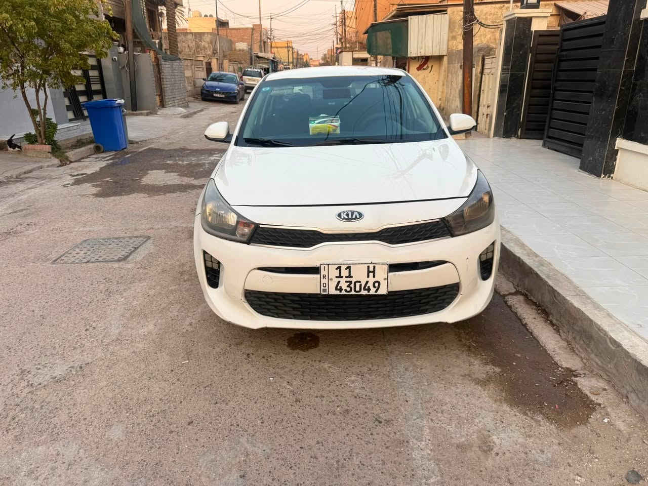 السلام عليكم ورحمة الله وبركاته
⭕️كيا ريو S وارد للبيع

◀️الموديل: 2019

◀️اللون: أبيض

◀️الممشى: 97الف

⭕️الحالة:

◀️سيارة نظيفة

◀️محرك 1600  اقتصادي {شرط بدون دواز}

◀️حادثها صندوق ماواصل لحوض السبير وصبغ موضح بسونار 

◀️تدفئة تبريد خير من الله

◀️إطارات بحالة جيدة

◀️صدر امامي خلفي خير من الله

⭕️المواصفات:

‏◀️تحكم ستيرن جميع الانظمة

◀️ناقل حركة أوتوماتيك

◀️كامرة خلفية دقة  عالية 

◀️شاشة تدعم الكار بلي

◀️نظام ABS و بلوتوث

◀️نظام السبورت والعادي

◀️زجاج كهربائي

◀️منافذ USB 

◀️قفل مركزي

◀️جهاز انذار مركزي

‏◀️حساس اطارات

🛑السيارة فول ماعدة الفتحة والبصمة 🛑

رقم بغداد دولي سنوية وهزة حديثة لغاية 2031

السعر87 قفل وكلشي موضح بشرح والصور

وماكو هيج سعر والله

الموقع: بغداد الدورة. (بأسمي)

رقم الهاتف : ***********
