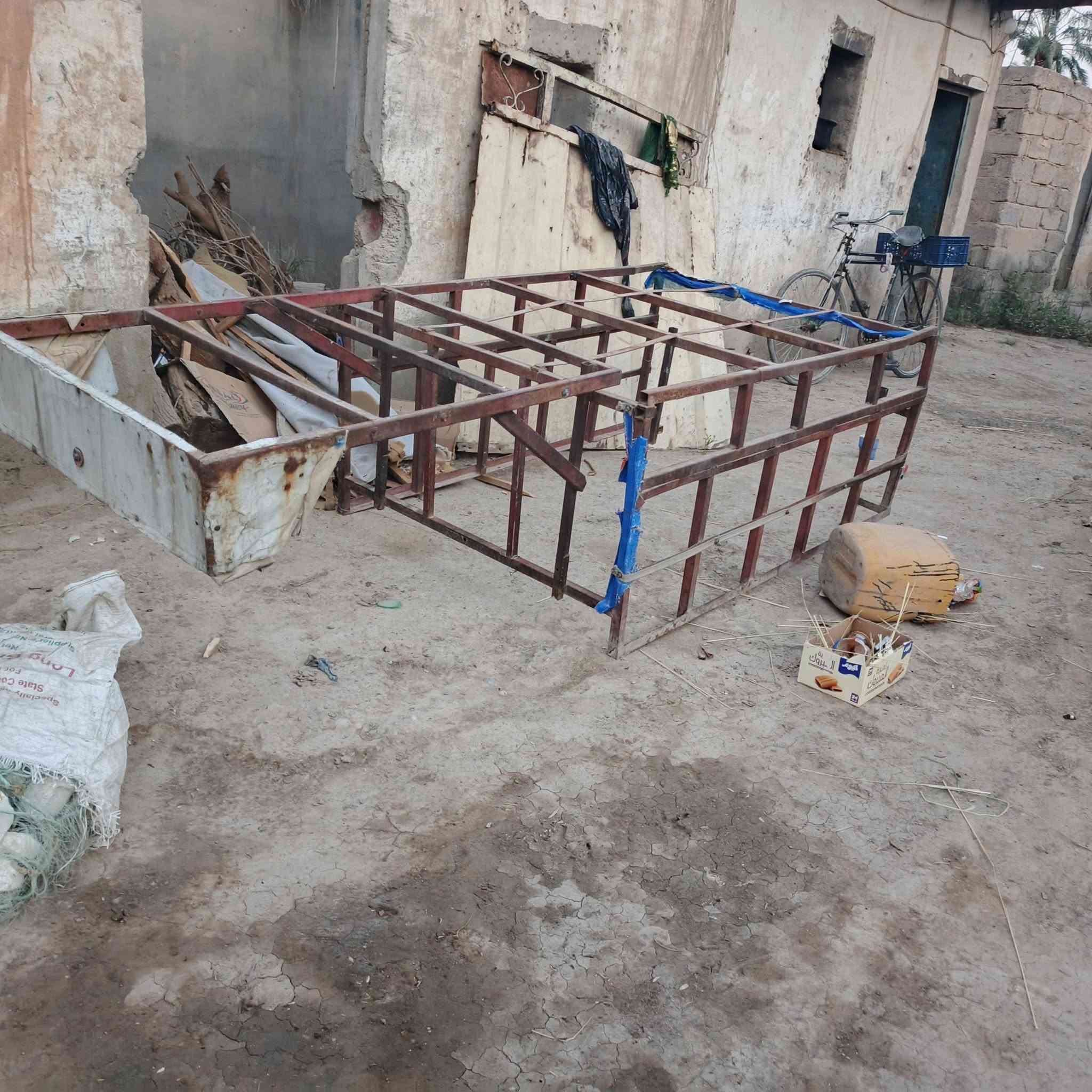 محجر  شغل درجه اوله سعر 100 وبيه مجال رقم ***********
