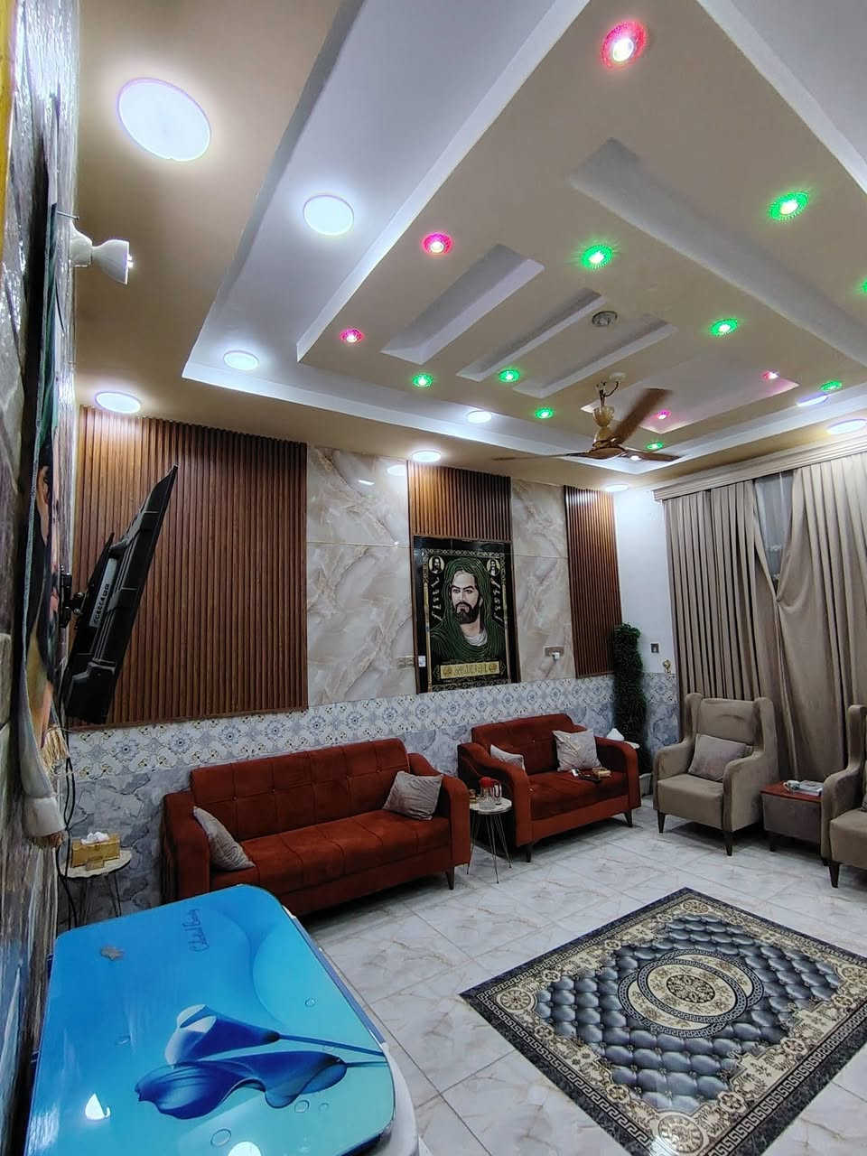 🏛️ ((مكتب الريان الاستثمار العقار)) 🏛️

🏠 دار للبيع كوت حي الحكيم شارع الوائلي مساحة  280متر بناء طابوك سكف صب مرقم من قبل قسم بلدي حي الحكيم خدمات ماء كهرباء مدارس مجاري 
🏠 يتكون من غرفتين نوم _هول عدد2  _مطبخ _استقبال _مجمع صحيات _كراج__علمن فقط الاستقبال عوزها ارضيه وبياض 

👈 للاستفسار اكثر.
🏛️ #مرجعة_مكتب_الريان_الاستثمار_العقار
🗺️ عنوان مكتب كوت حي الحكيم شارع علاء غريب او قرب اسواق باب الحارة.
👈 بأدارة حسين ابو سند الركابي.
☎️ *********** ☎️
