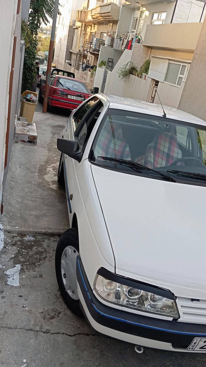 به ناوي خوداي گه وره
بيجؤ٢٠١١ هه مووگياني به شه رت 
سه نه وي تازه تا٢٠٣١
سعر٥٠$معامه له يه كي برايانه 
***********
