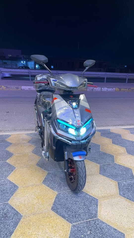دراجه شحن  للبيع شركة الماسة 💎
(الشبح) فول مواصفات
لايتات زنون عالي وناصي اشاير يمنه ويسره ودبل اشاره 4سرع
نضام بك Rرجوع إلى الخلف تثبيت سرعه طاريات فول على الفحص مدخل شحن سريع منفذ يوسبي دراجة مستعملة شي قلليل
المكان داخل الرمادي للتواصل ***********
