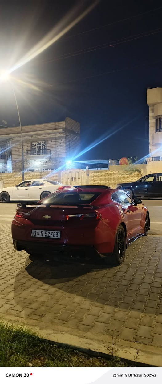 شيفروليه كامارو (Chevrolet Camaro) للبيع 🔥
المواصفات: فول مواصفات الأخير 

الموديل: [2016]

اللون: أحمر ماروني (Redline) متميز

المحرك: [ 3.6  سلندر 6]
 [156000]

الحالة: ممتازة جداً، نظيفة ومفحوصة، جاهزة للاستخدام.

التجهيزات والمميزات:

فتحة سقف

جناح خلفي رياضي (Spoilers)

جنوط رياضية بلون أسود

إضاءة LED أمامية وخلفية

شاشة معلومات ونظام صوتي مميز

حادث جدآ بسيط مقدمة البنيد فقط 
وبالعراق نص چاملغ خلفي بدون (ايرباك) 

تكييف ممتاز وصيانة دورية منتظمة

 (البصره) [14 R 52783] 
السعر المطلوبة: [105] (قابل للتفاوض البسيط للجادين) المكان: [البصره]

للتواصل والاستفسار:

رقم الهاتف: [***********]

واتساب: [***********]
