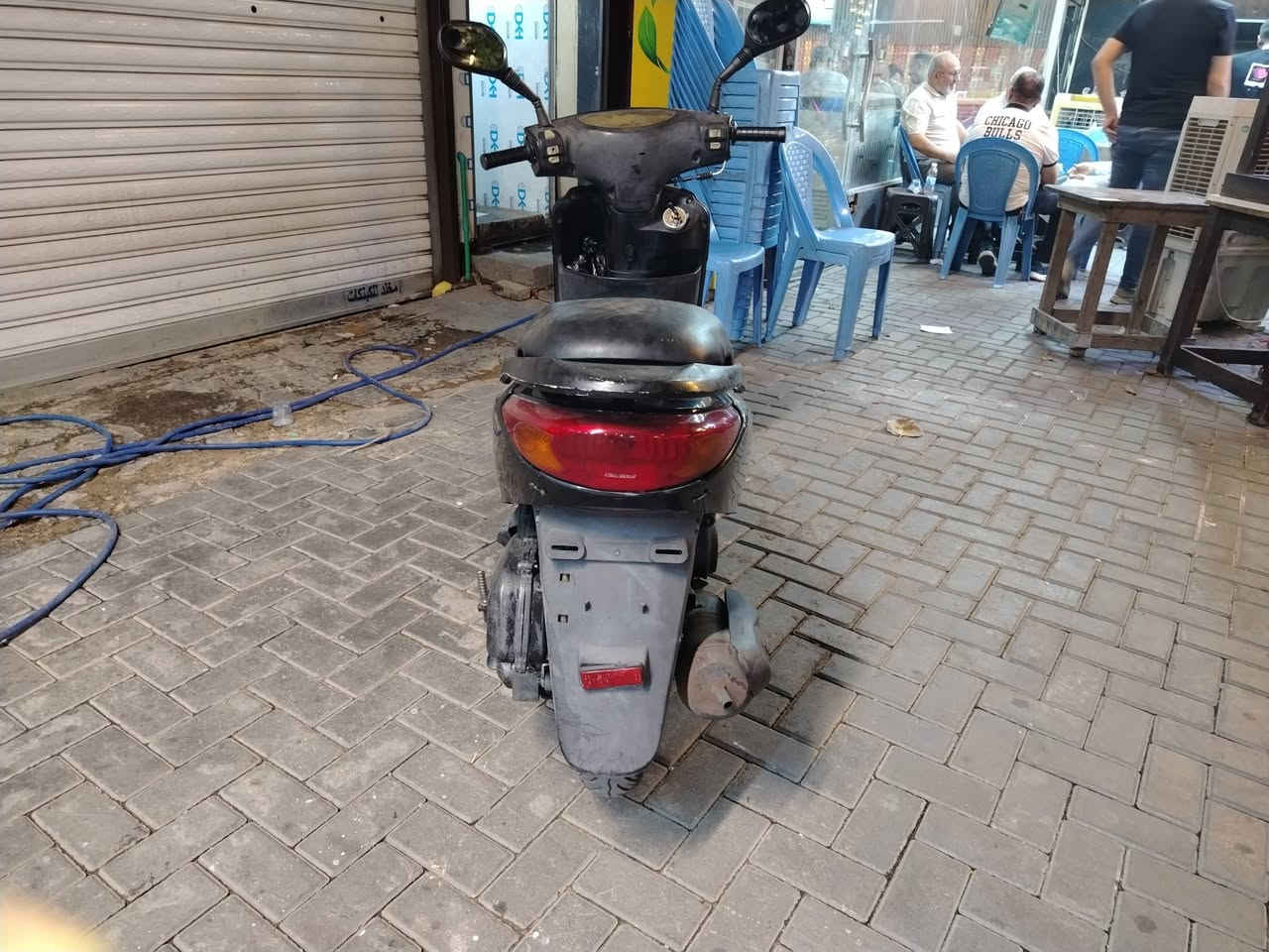 سلام عليكم للبيع بريز كفاله مكينه وكفر واحد حته صندوك ختم واحد شلعه معدل كهربائيات دراجه خير من الله بل عافيه عل يأخذها مكاني شارع المغرب للاستفسار *********** سعر 700 وبيها مجال
