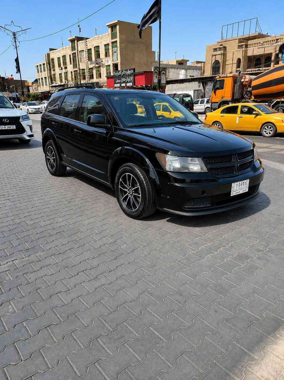 جورني 2018
سبعة راكب 
تبريد ثلاث قطع 
انارة ترحيب 
تحكم استيرن كامل
بصمه تشغيل و ابواب 2
حدادية جديدة 
ماشية 75 الف
حادث كما موضح بالصور 
***********
سماوة السماوا, المثنى
