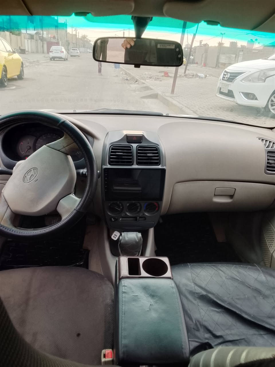 سلام عليكم عندي فيرنا ٢٠١٢ محتاج ابيعه سياره مكفول شواصي كيرتبريدمحرك سياره نظيفه سنويه جديده بسمي مكان بغدادالسعر٧٠بيه مجال الاتصال على رقم ***********

