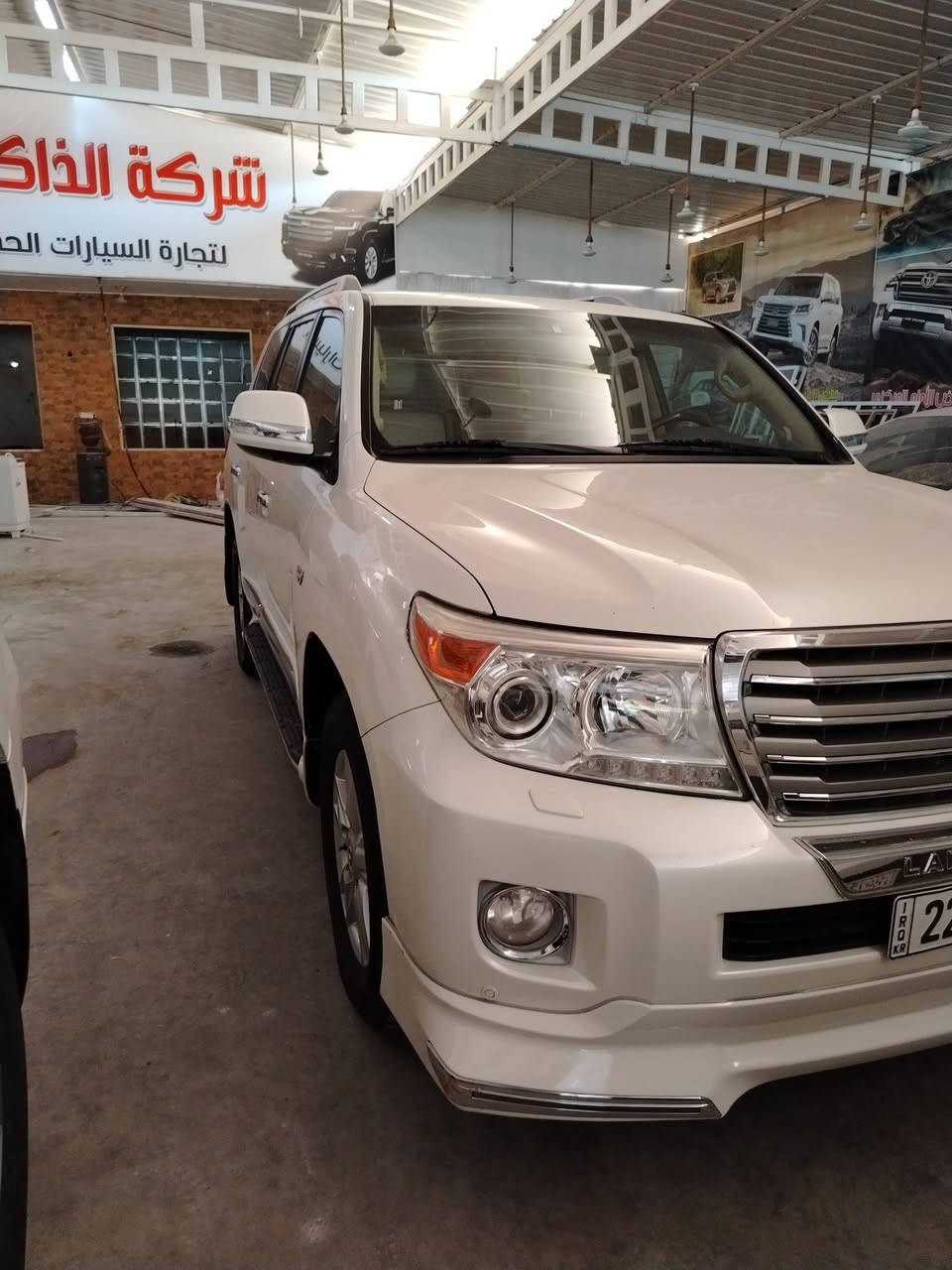 لاندكروز
الموديل : 2015
عداد المسافة : 90،000 كم 
كفالة عامة من الضرر 
السعر : 42،500 $

بغداد الكريعات الوقف السني ( شركة الذاكرون لتجارة السيارات ) 
للاستفسار 
*********** محمود 
*********** احمد
