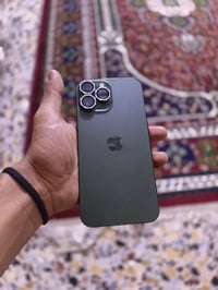 ايفون 13برو ماكس لبيع ذاكرة 256 لبطارية 88 بلادي لجهاز مكفول كلشي ما م...