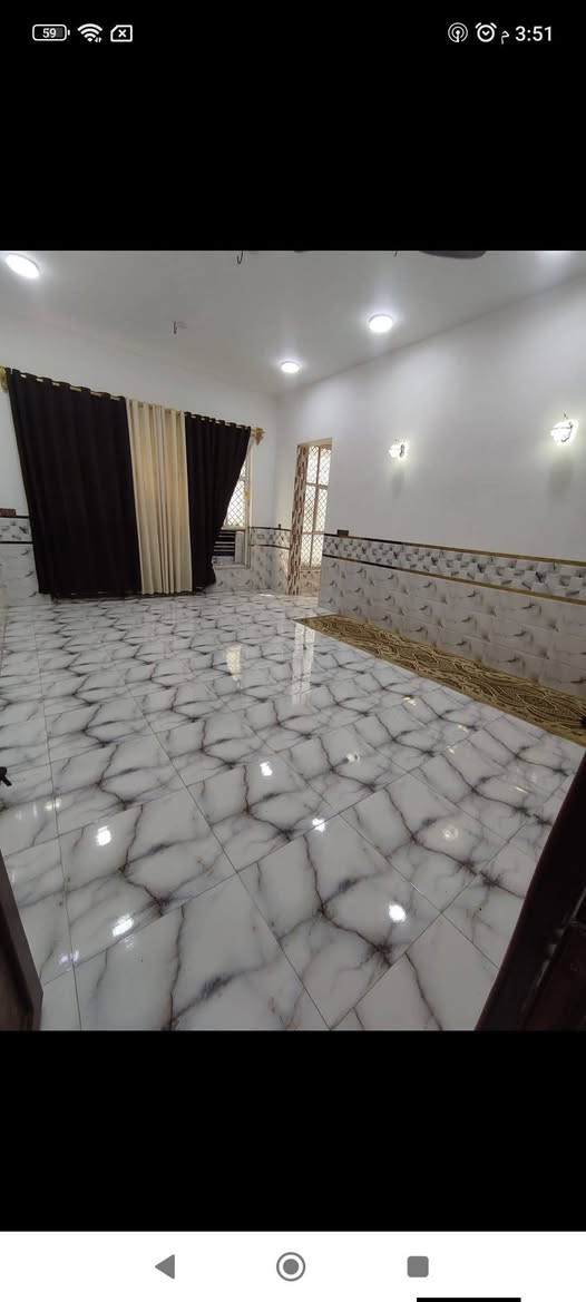 الدار للبيع في الشافعيه قرب سوق قرب مدرسه الشهباء مساحه 240 الرقم ***********
