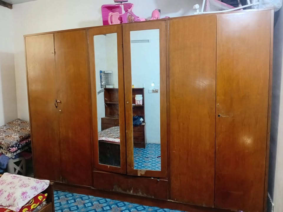 قيم وأخذ صاج
***********
