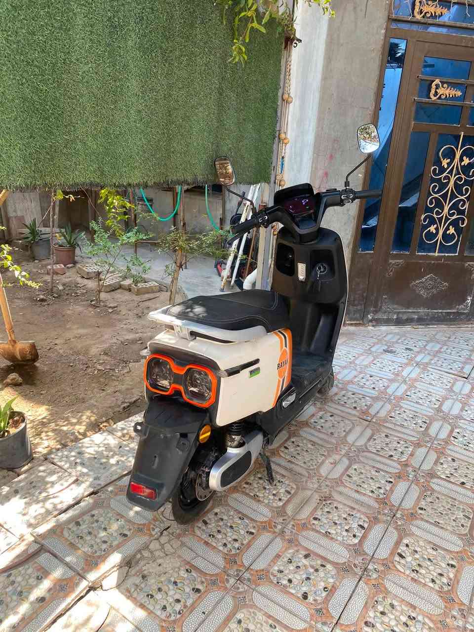 490
باتريتها بيهن نفخص
مكاني غزاليه
‭***********‬
