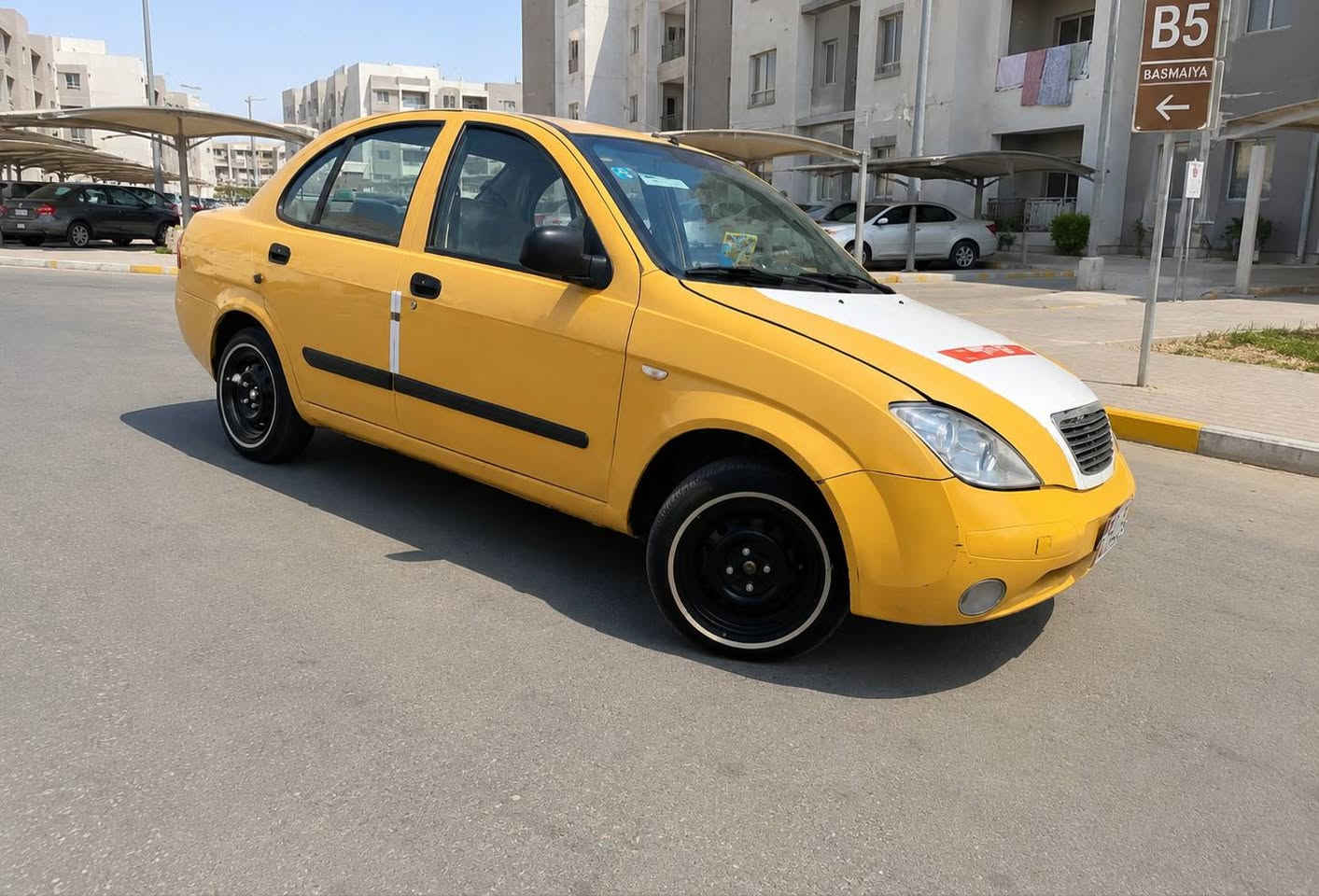 طيبه موديل 2015 رقم بغداد سياره بيه صبغ بالهلال الداير مال الجاملغ الخلفي والدوسه فقط والباقي مكفول شرط السونار وين ما يعجبك تفحص محرك وكير مكفولات تخم تاير خط ابيض جديد صدر امامي خلفي كله جديد تبريد ثلج ويه السويج جاهزه من كلشي الف ماتصرف عليه رقم بغداد نكليزي سنويه جديده هزه جديده مكاني بغداد الرصافه السعر 36 وبيه مجال شراي يتصل وبيه مجال لشراي يتصل ***********

