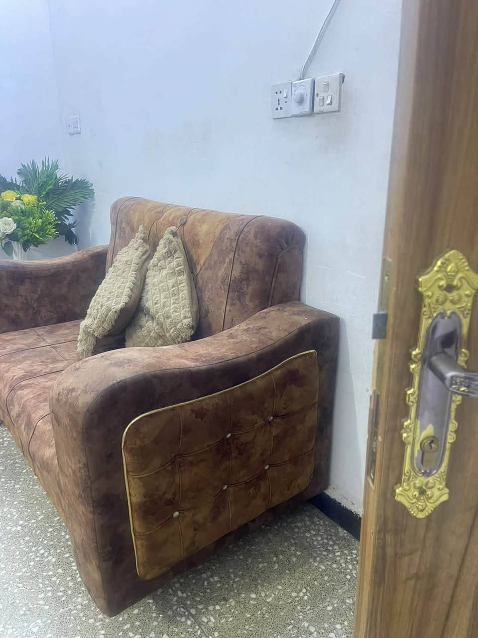 صوفا ١٠ مقاعد • بغداد • حي اور
